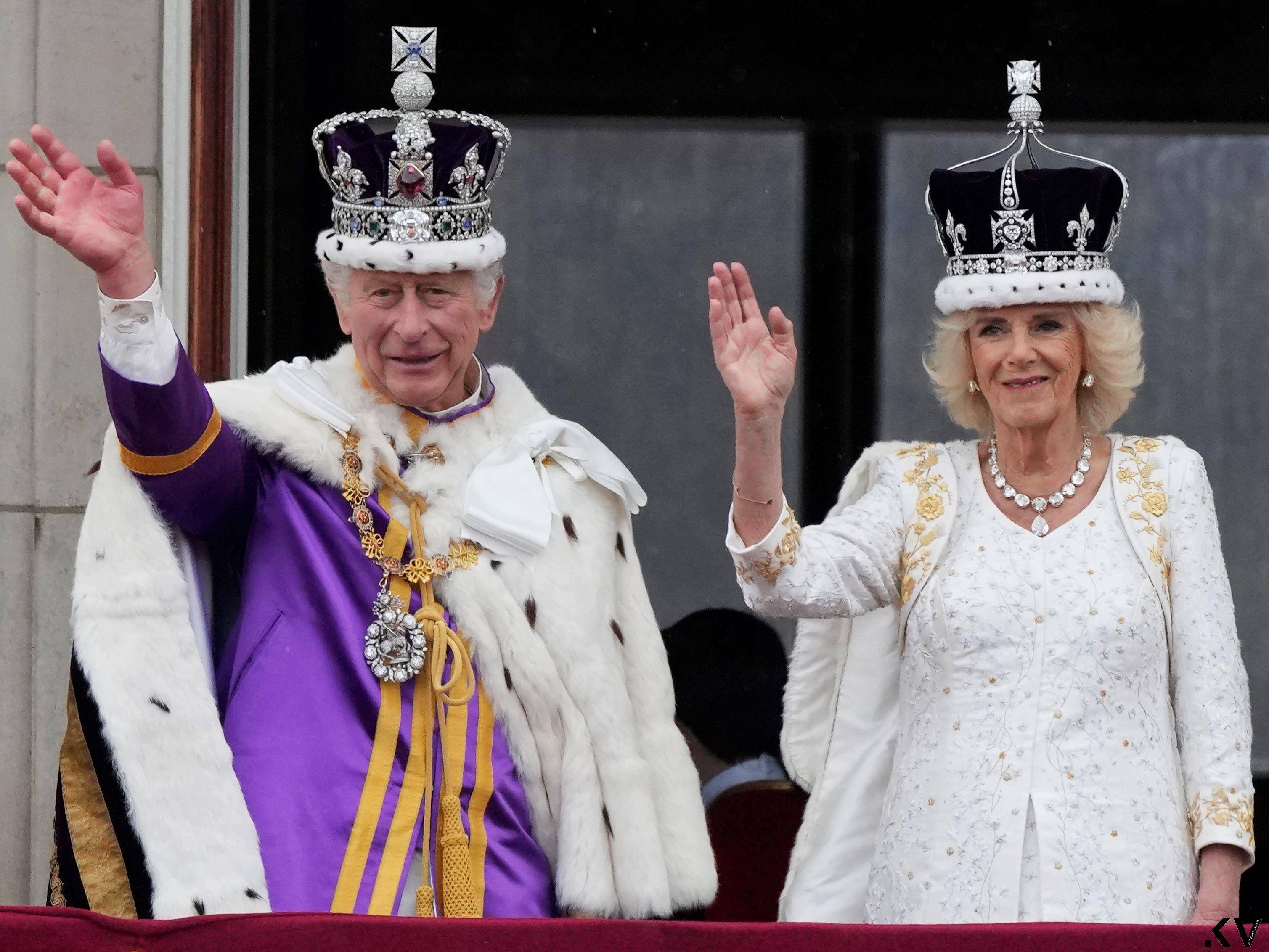 英国王加冕王冠一生只戴一次　礼成换戴闪耀317.4克拉巨钻冠冕 时尚穿搭 图1张